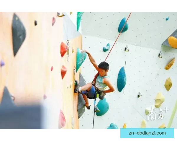 攀岩杯赛：挑战登顶，勇攀高峰