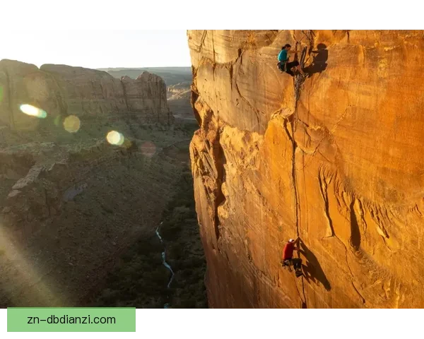 攀岩公开赛：挑战极限，勇攀高峰